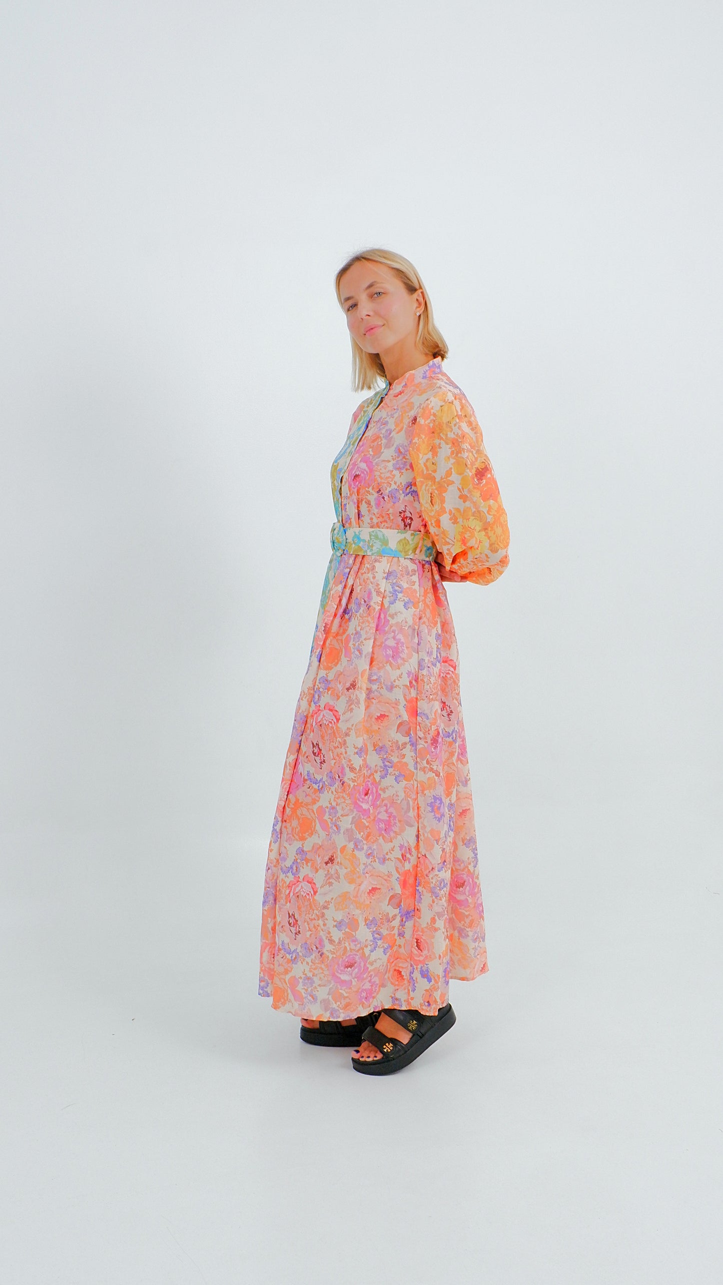 ROBE DOTA