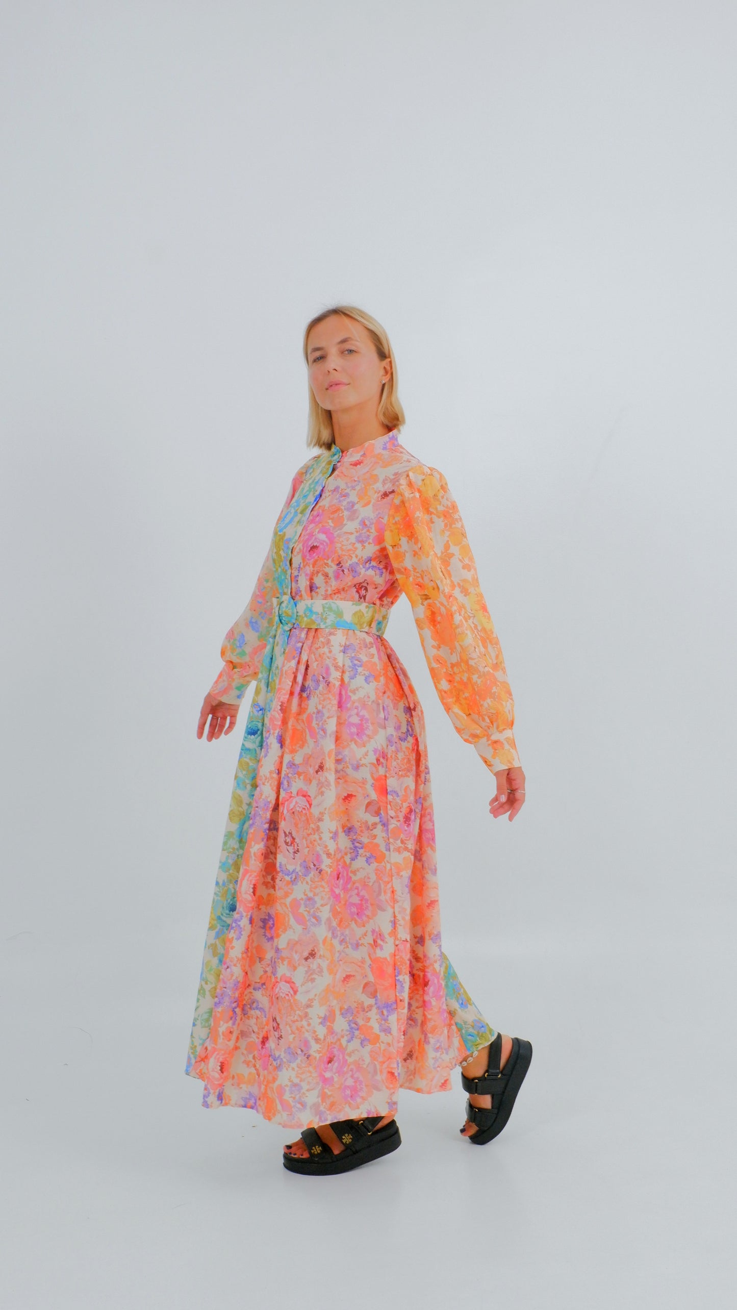 ROBE DOTA