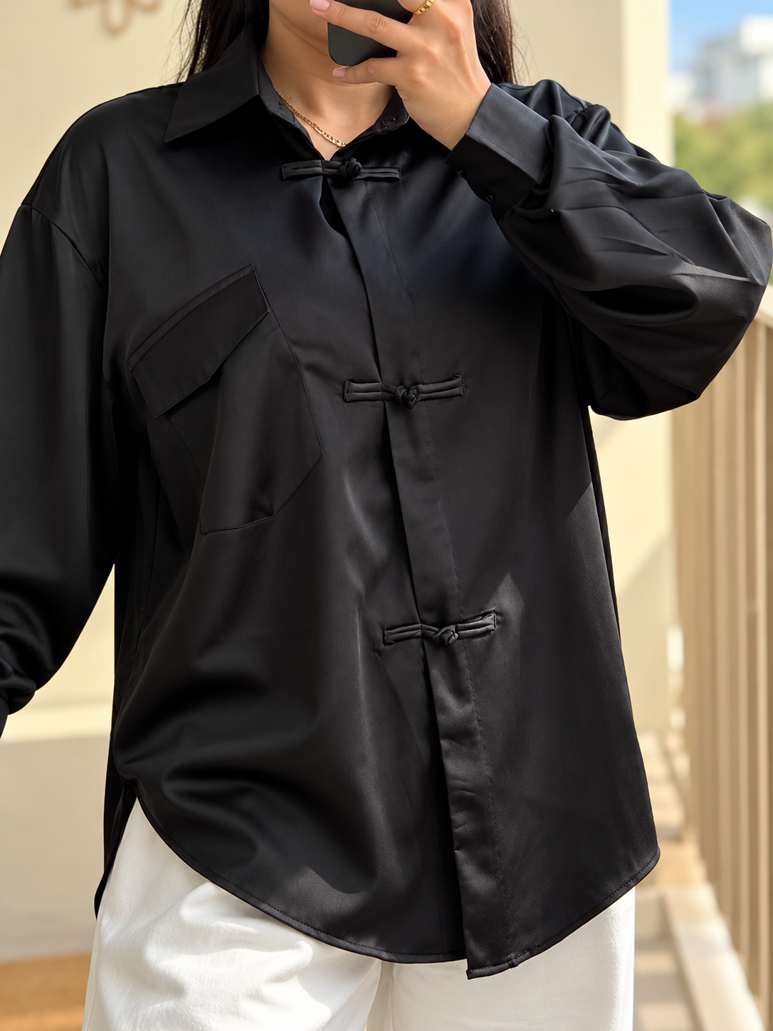 CHEMISE SATINÉE NOIRE