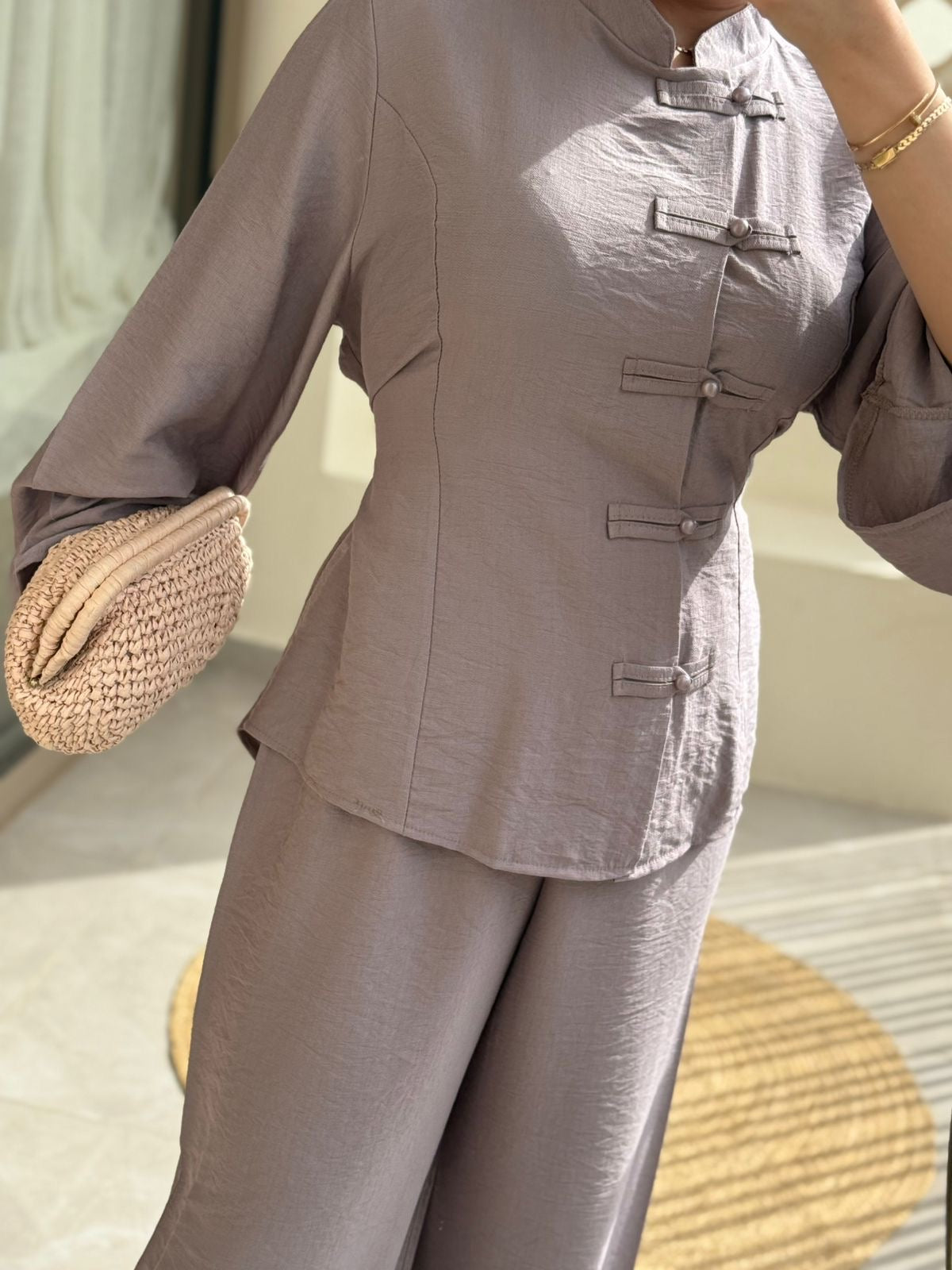ENSEMBLE OSAKA TAUPE