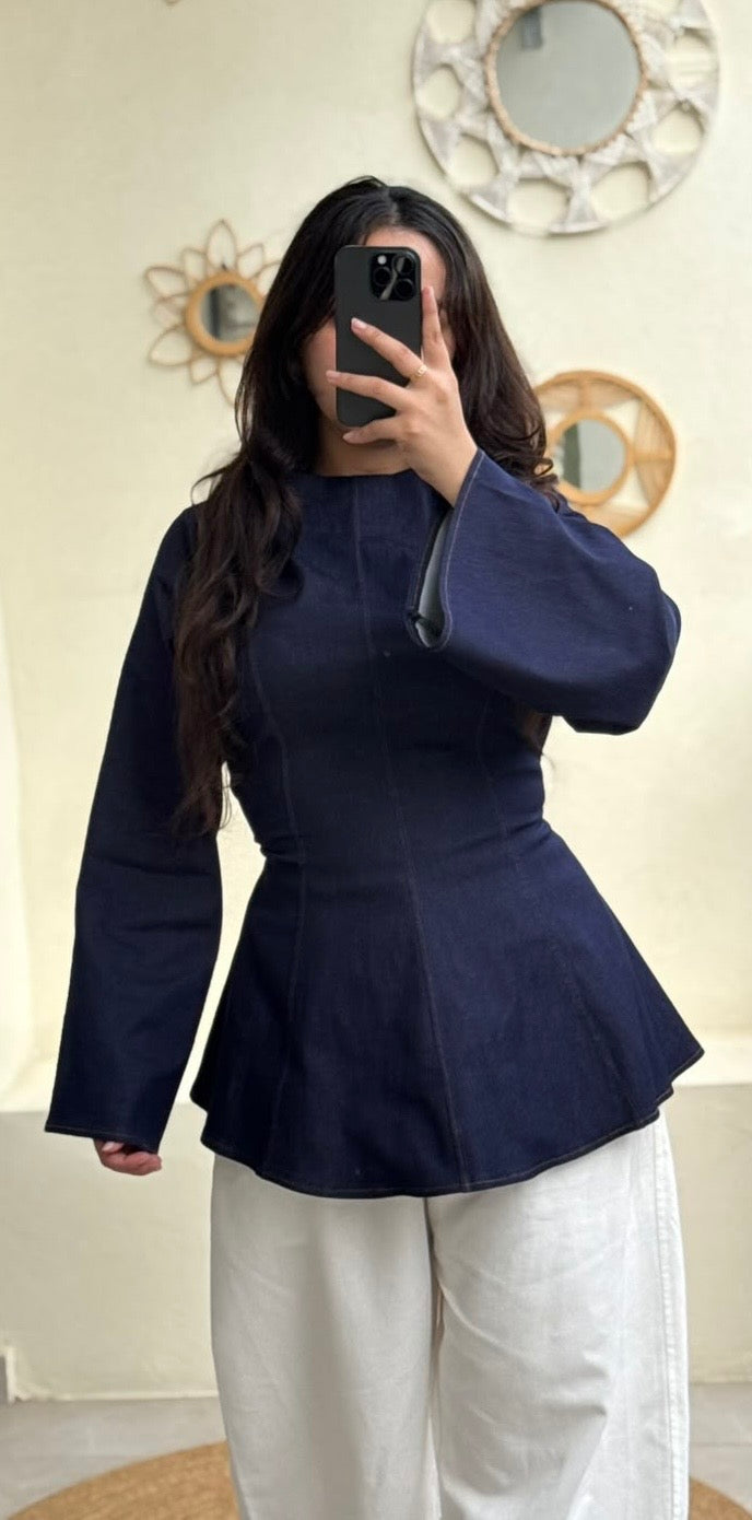 HAUT CINTRÉ EFFET JEAN
