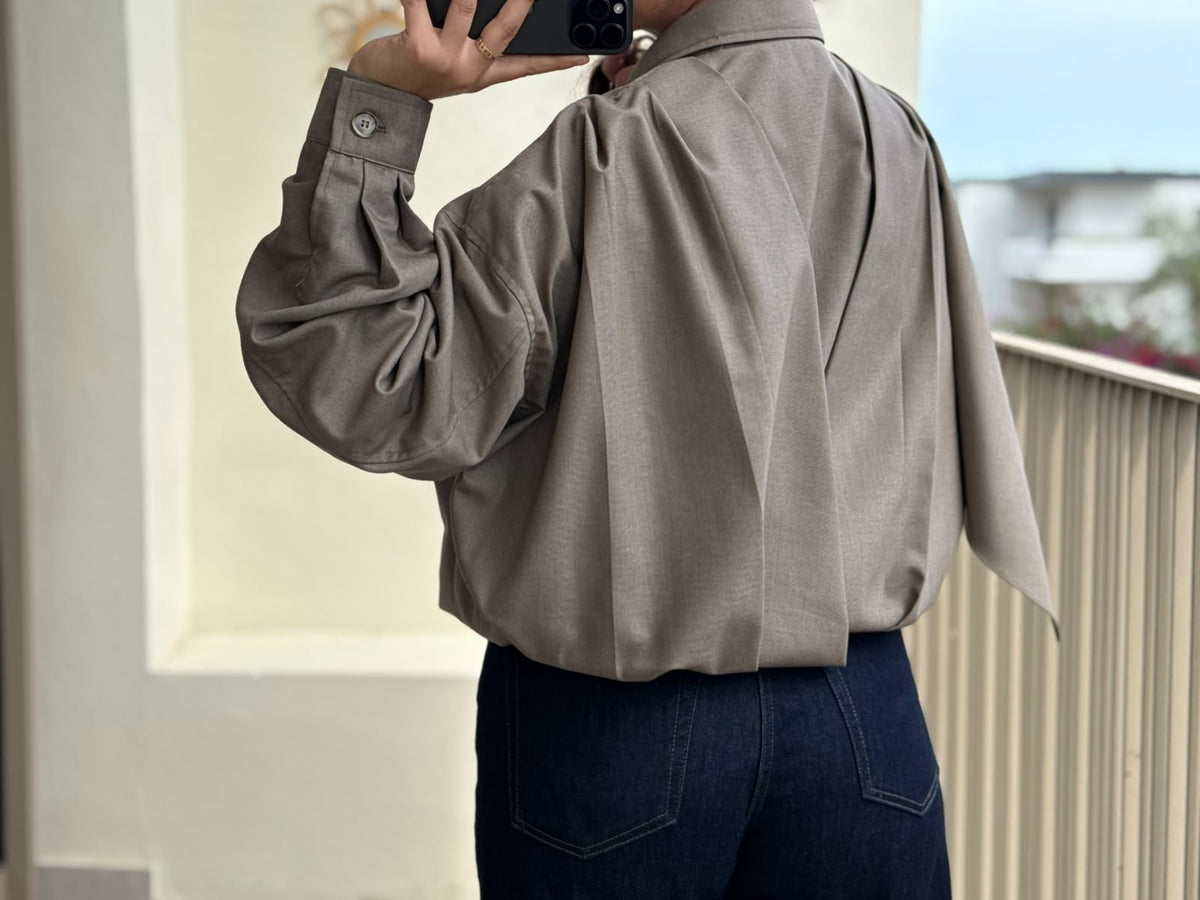 VESTE AVEC CAPE TAUPE